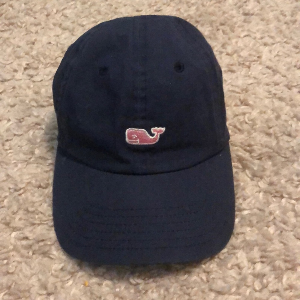 Women’s navy Vineyard Vines hat